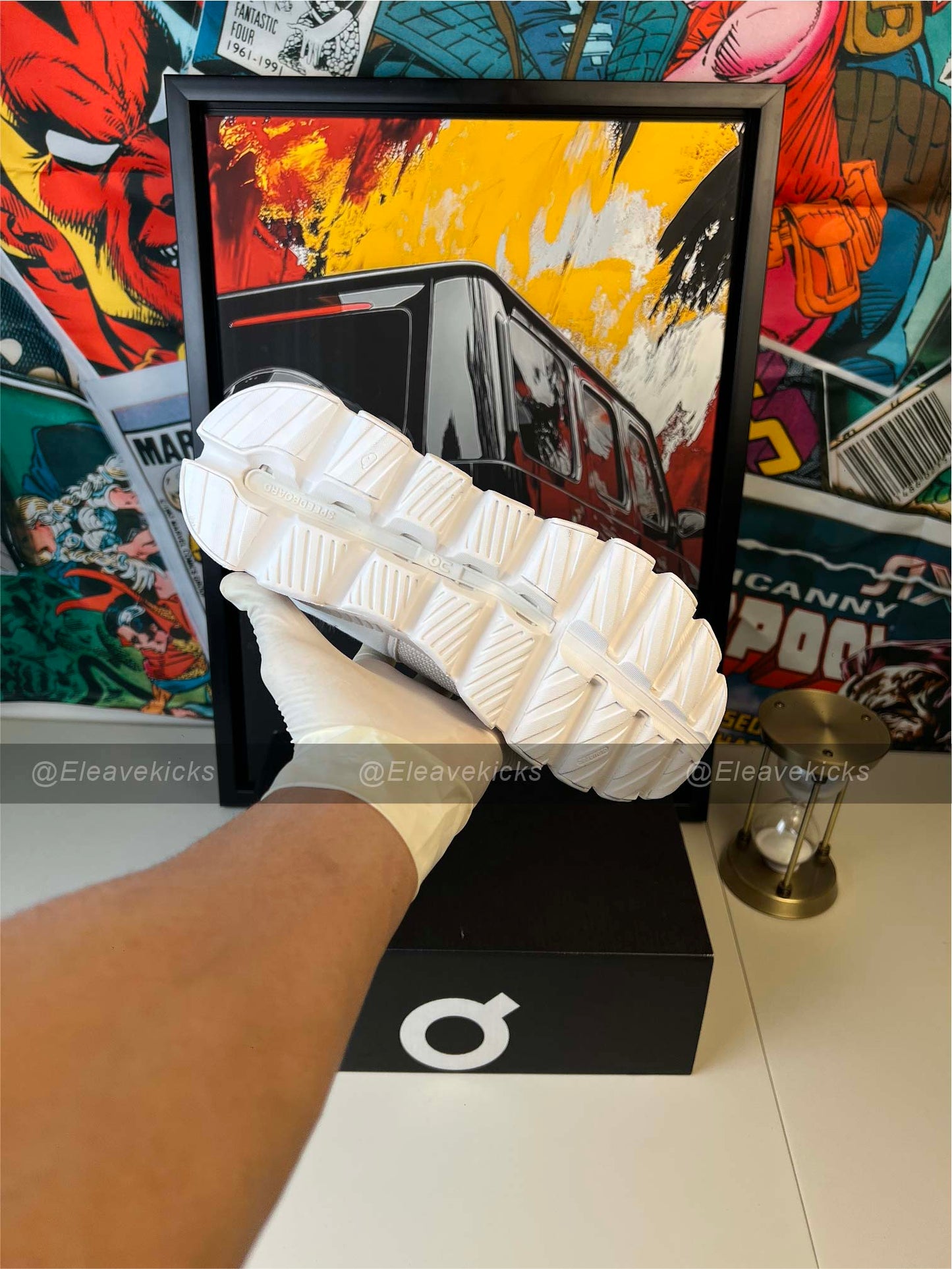 On Cloud Hi Edge White