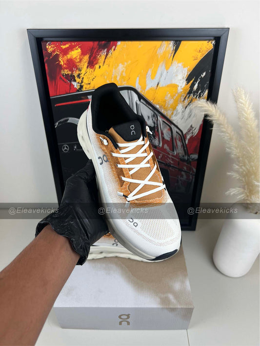 On Cloudtilt Ivory~Almond