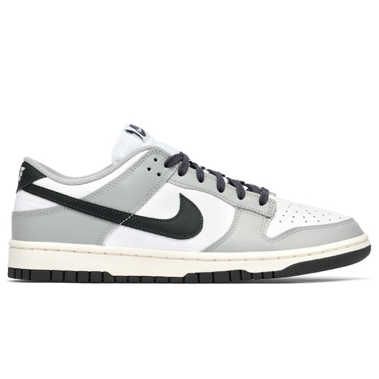 NK DUNK LOW LIGHT SMOKE GREY