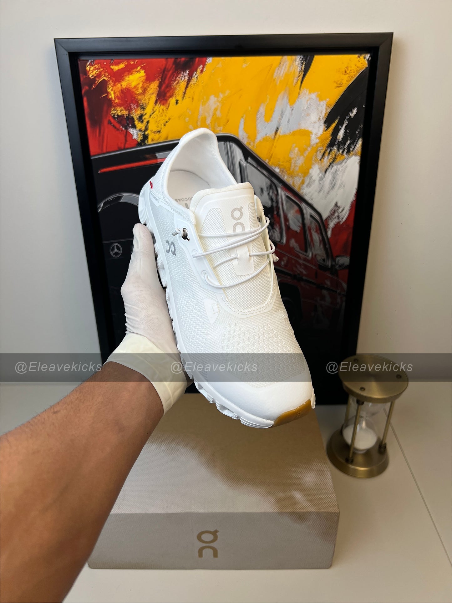 On Cloud 5 Coast  Undyed-White