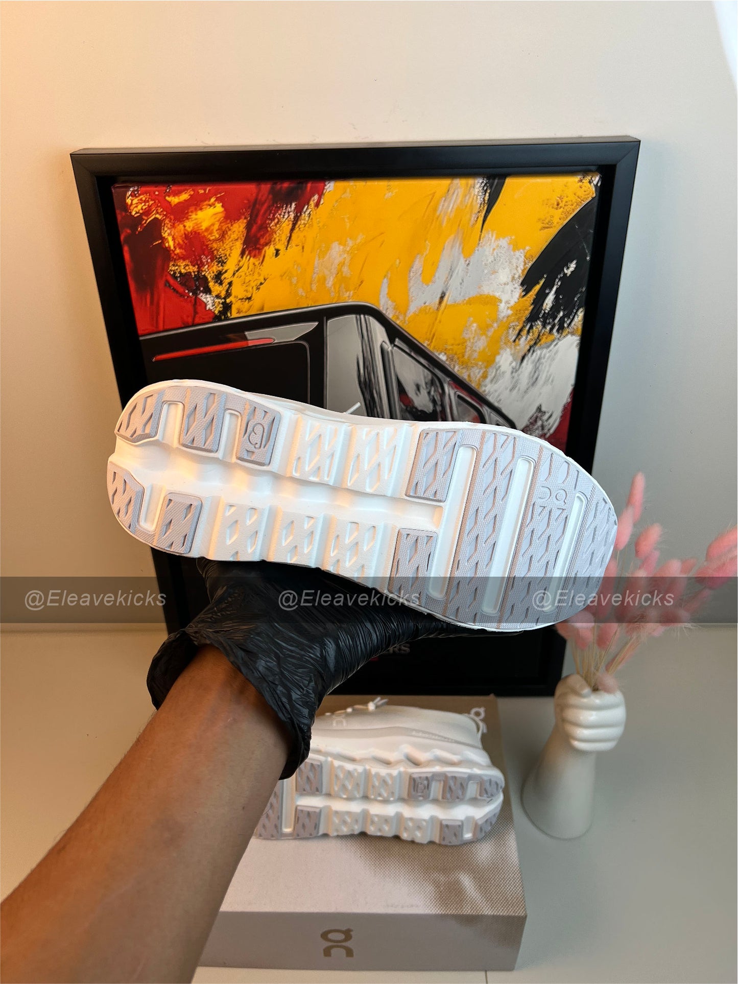 On Cloudtilt Moon ‘Nimbus’