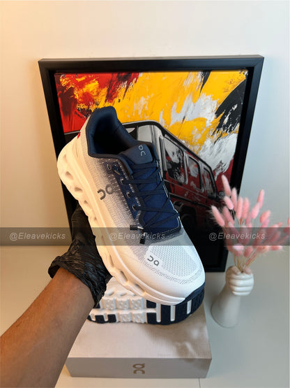 On Cloudtilt Midnight/Ice